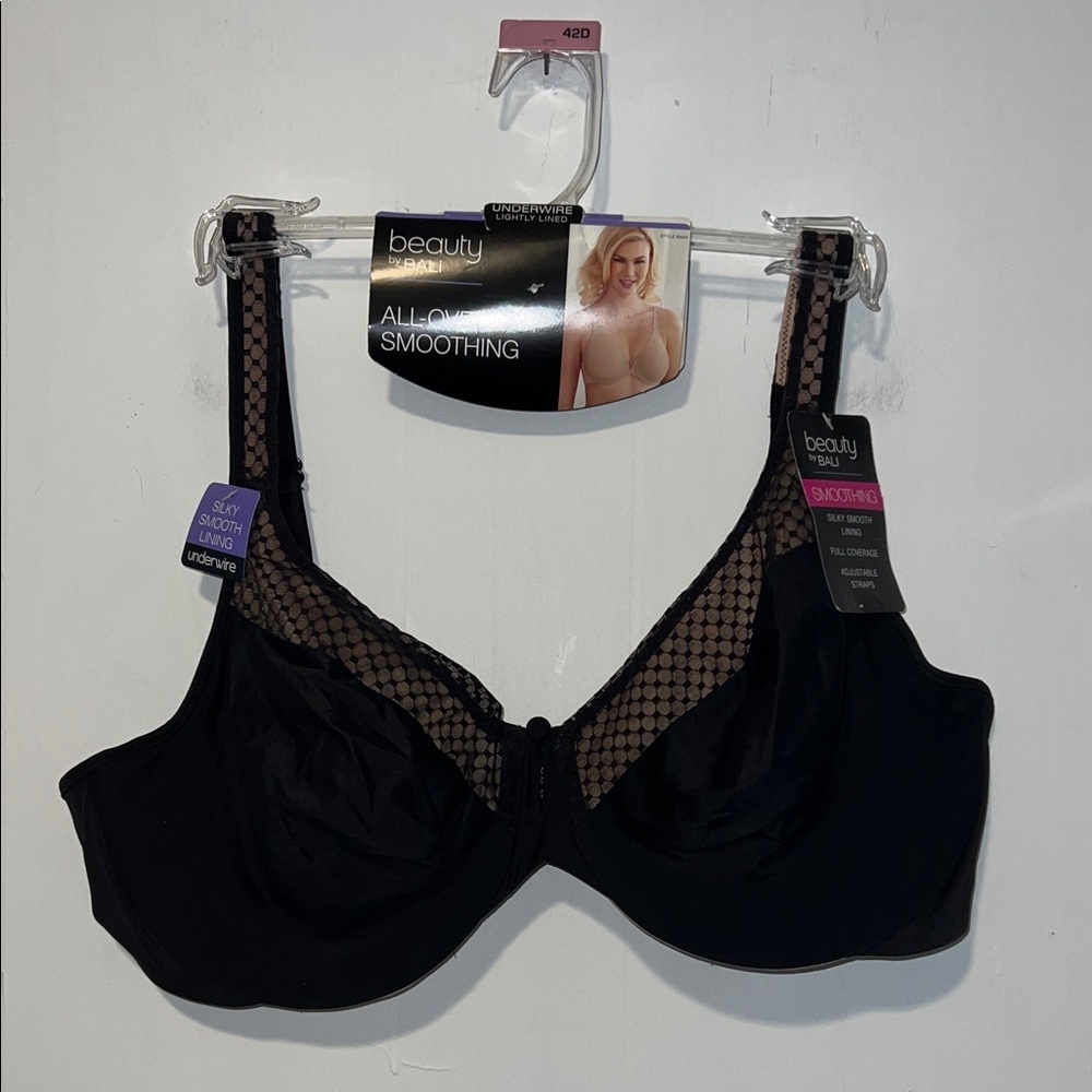Beauty by Bali Black Smoothing Bra NWT L5